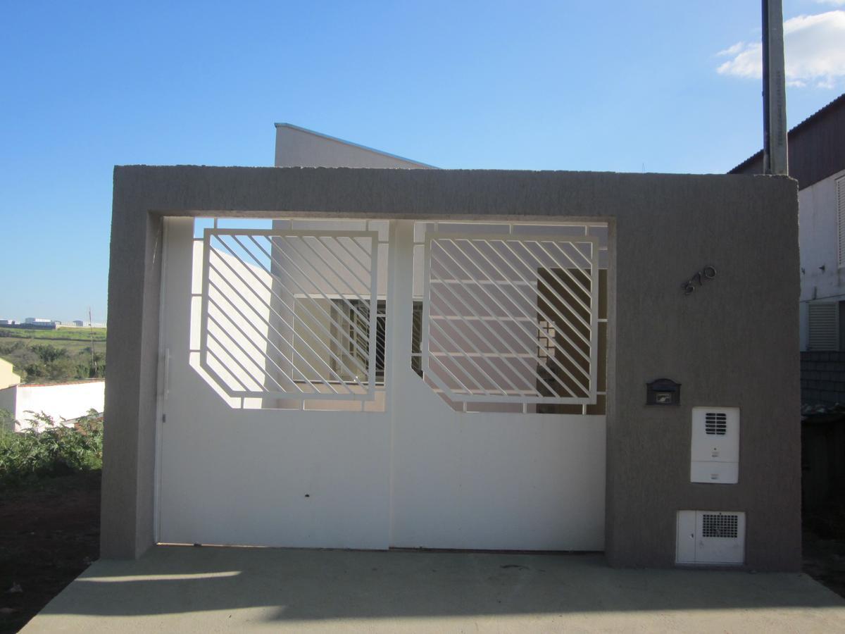 Hostel Famille Brun Trevo São João da Boa Vista المظهر الخارجي الصورة